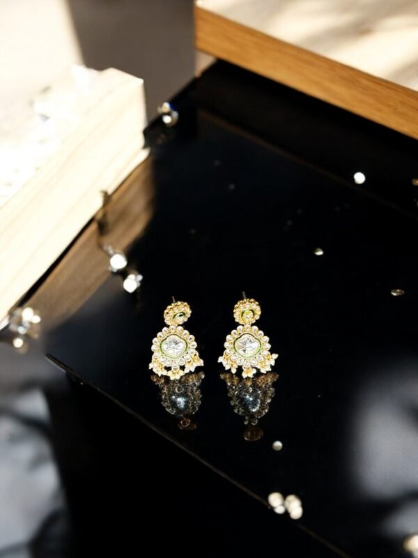 Kundan Gold Plated Green Earring - Image 5