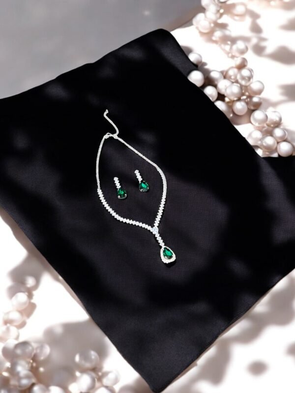 Green Silver Necklace Set - Image 5